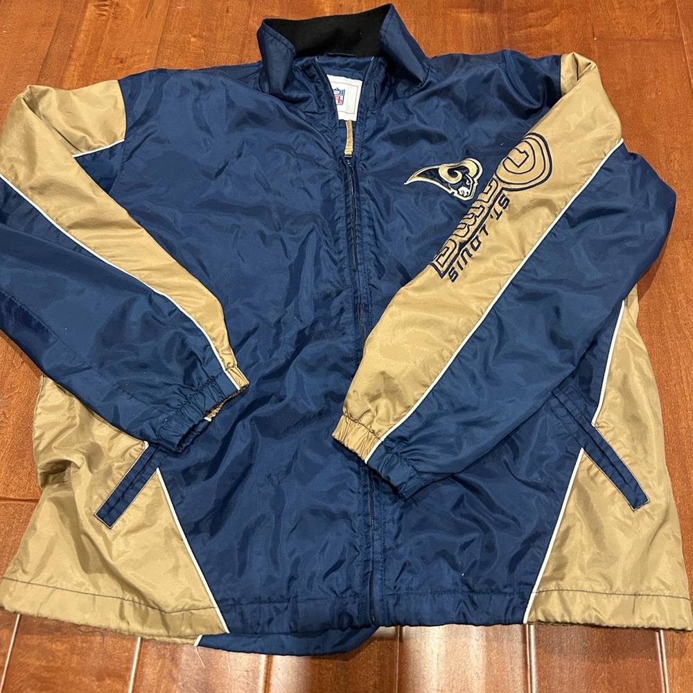 Rare Vintage St. Louis Rams windbreaker jacket in great condition!
